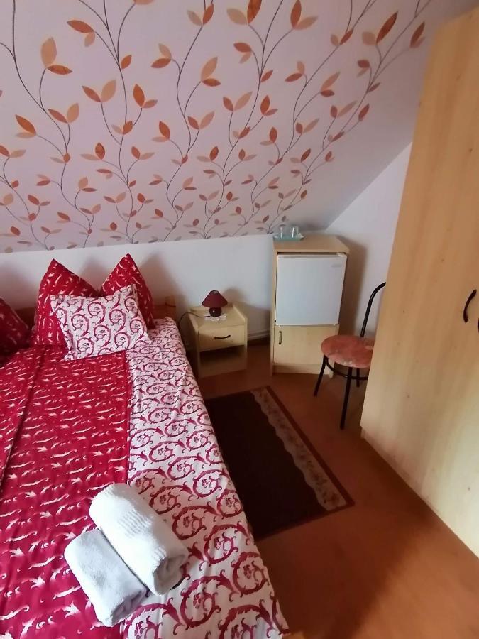 Bed and Breakfast Joós Panzió Sárvár Exterior foto